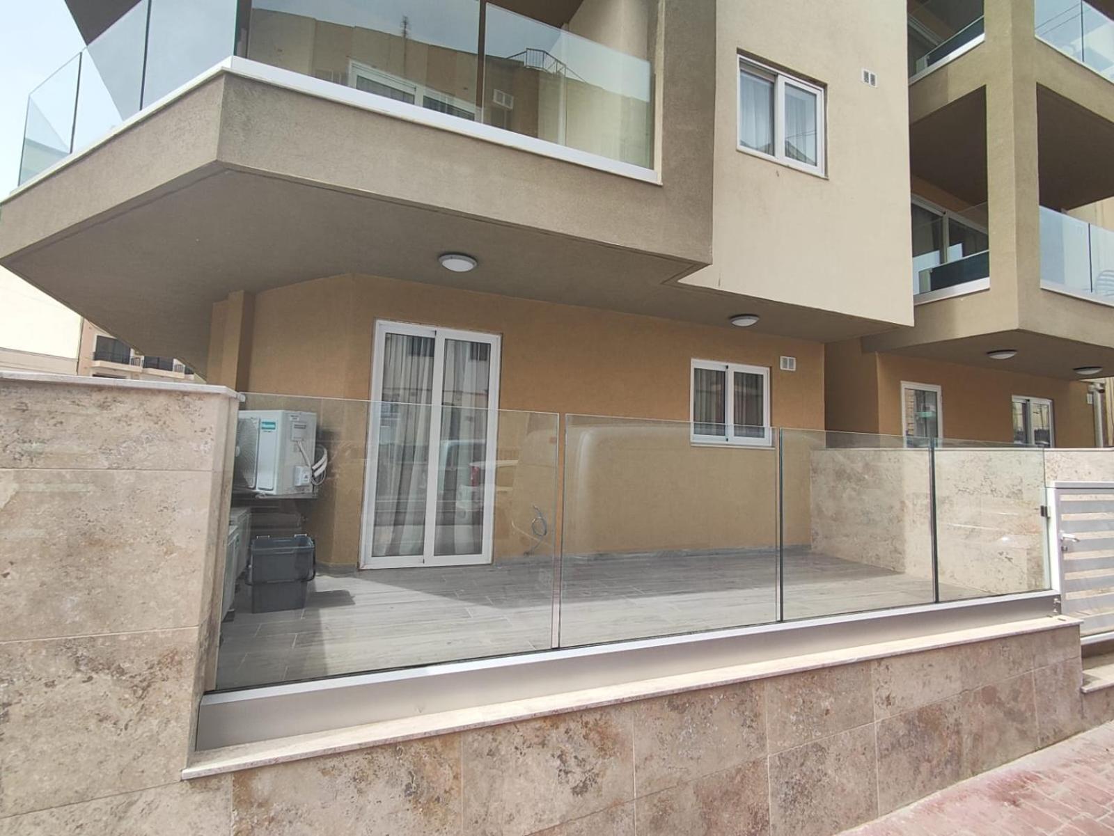 Wave Crest Holiday Apartments St. Paul's Bay Exterior photo